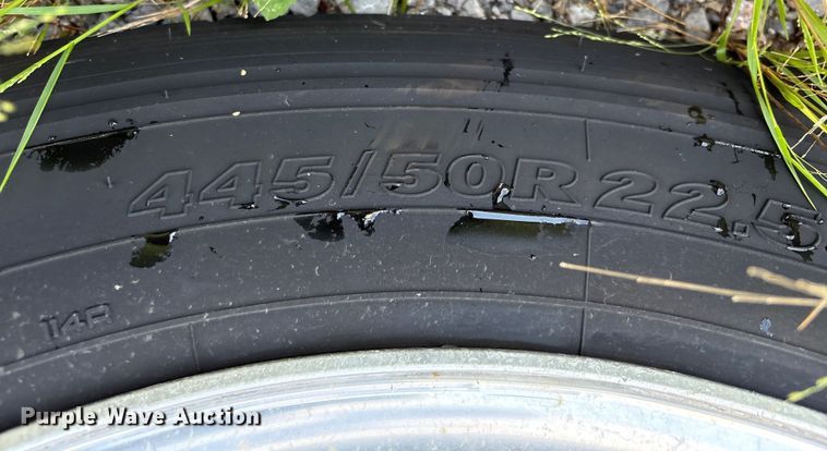 image for item EC4394 2008 Beall BIAST-96-3-SB tank trailer