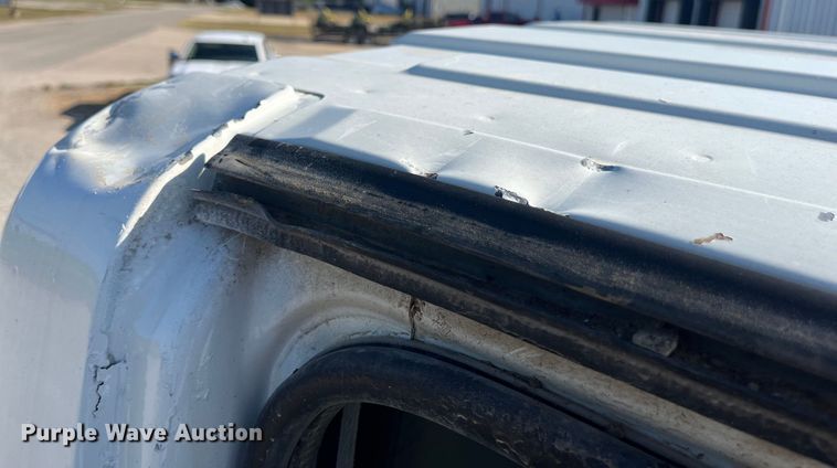 image for item ED2197 2005 International 7400 truck cab and chassis