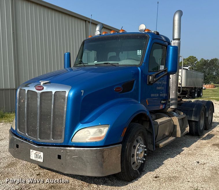 CAMIóN 2013 PETERBILT