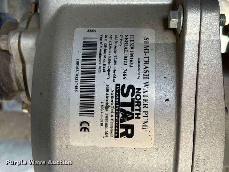 image for item ED5851 2007 Peterbilt 335 flatbed truck