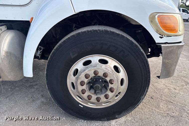 image for item ED5851 2007 Peterbilt 335 flatbed truck