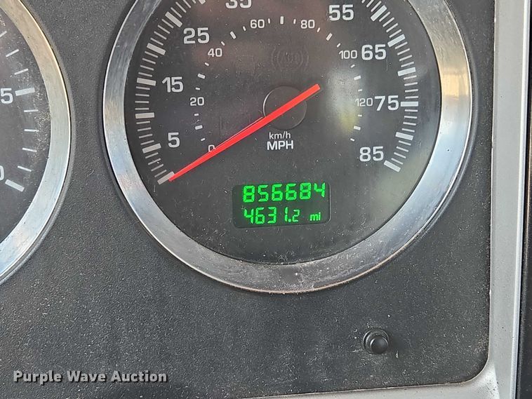 image for item EF1853 2012 Kenworth T660 semi truck