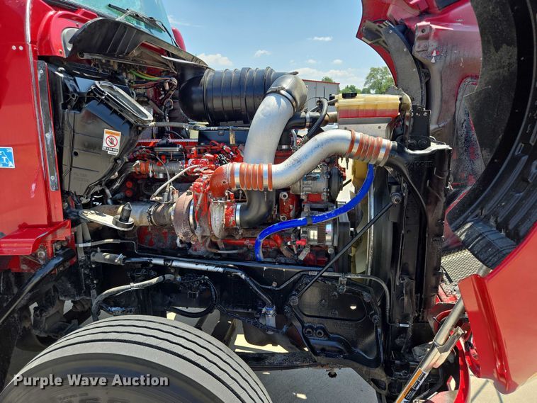 image for item EF1853 2012 Kenworth T660 semi truck