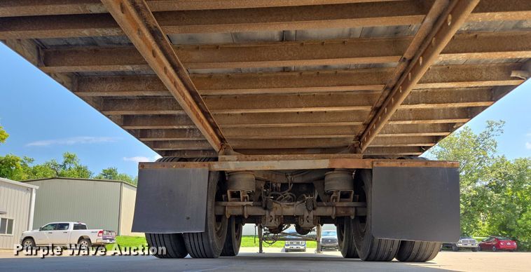 image for item EF1906 2006 Utility dry van trailer