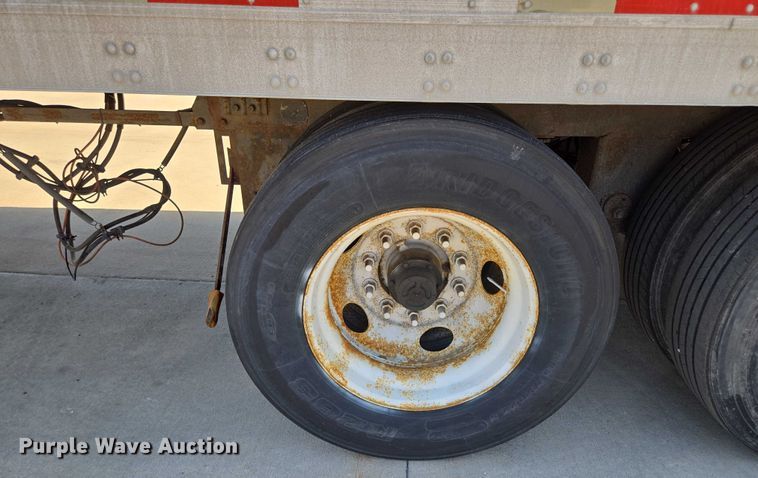 image for item EF1906 2006 Utility dry van trailer