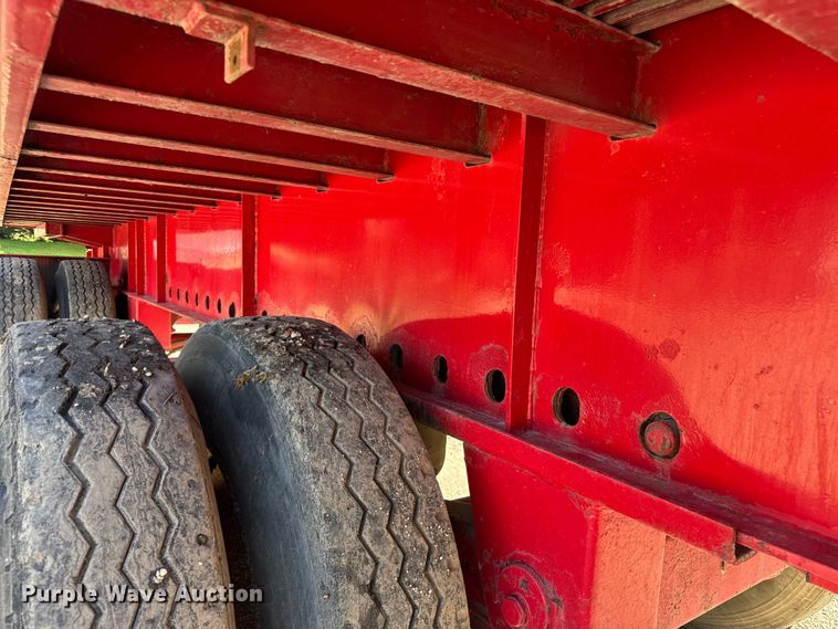 image for item EF2145 2002 Transcraft TL-2000 flatbed trailer