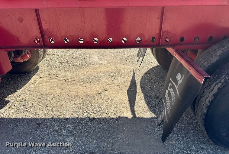 image for item EF2145 2002 Transcraft TL-2000 flatbed trailer