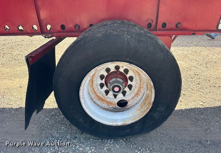 image for item EF2145 2002 Transcraft TL-2000 flatbed trailer