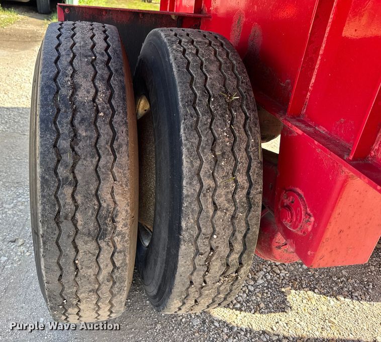 image for item EF2145 2002 Transcraft TL-2000 flatbed trailer