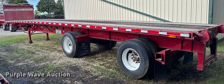 image for item EF2146 2000 Transcraft TL-2000 flatbed trailer