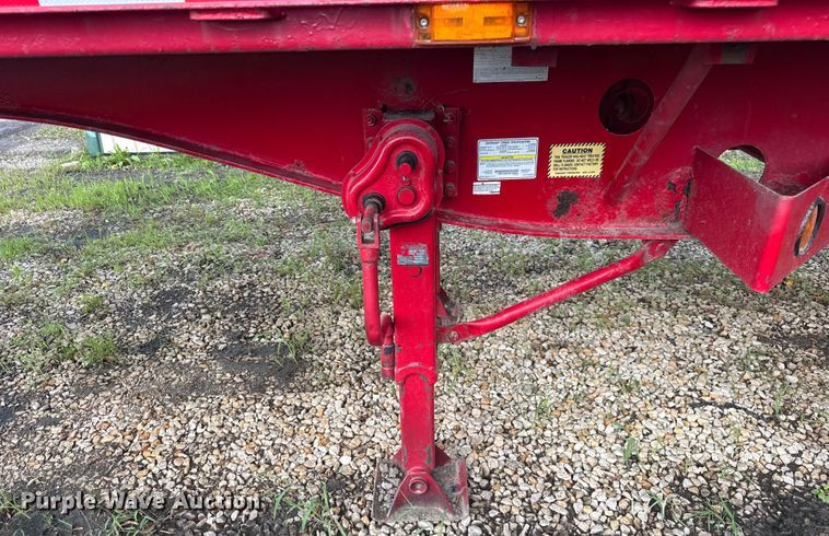 image for item EF2146 2000 Transcraft TL-2000 flatbed trailer