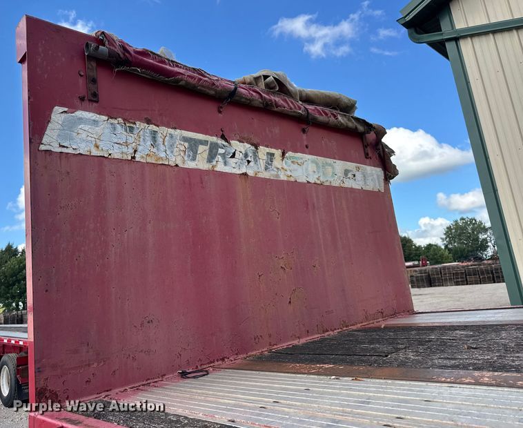 image for item EF2146 2000 Transcraft TL-2000 flatbed trailer