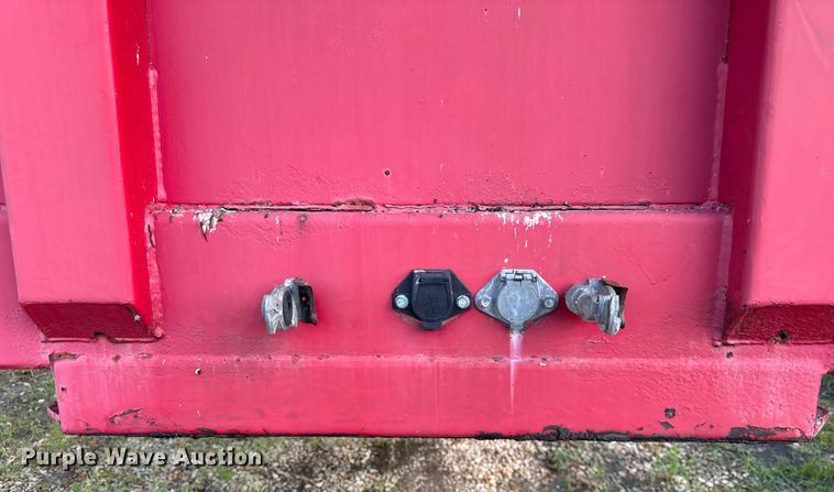 image for item EF2146 2000 Transcraft TL-2000 flatbed trailer