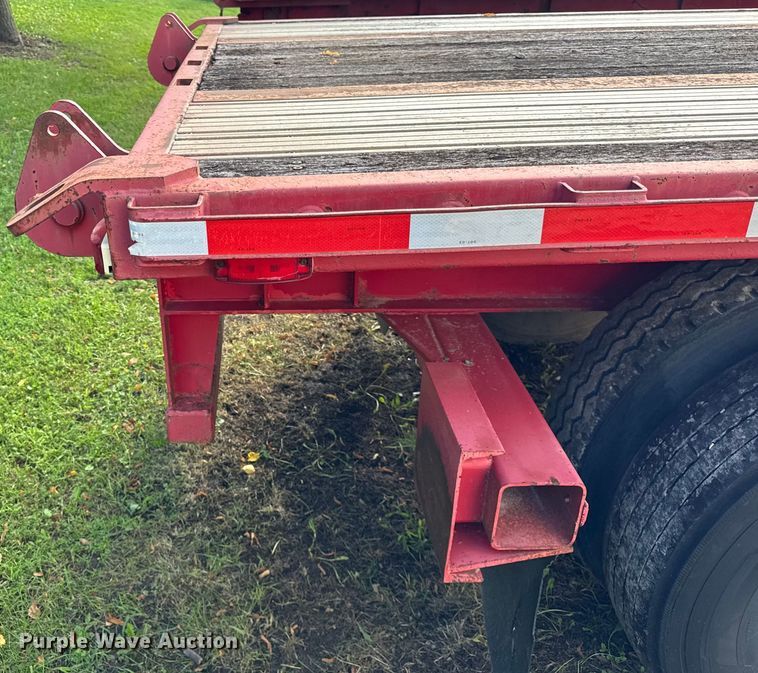 image for item EF2146 2000 Transcraft TL-2000 flatbed trailer