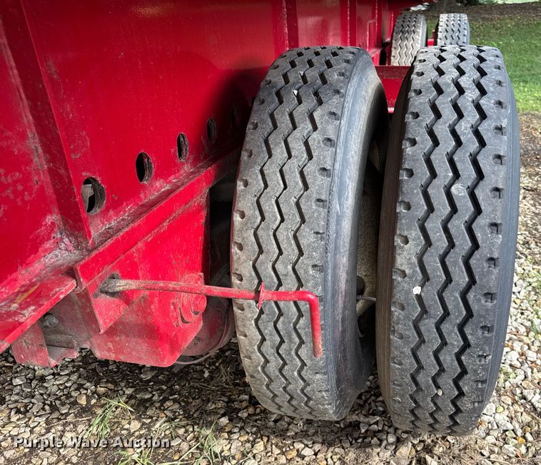 image for item EF2146 2000 Transcraft TL-2000 flatbed trailer