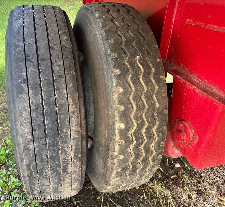 image for item EF2146 2000 Transcraft TL-2000 flatbed trailer