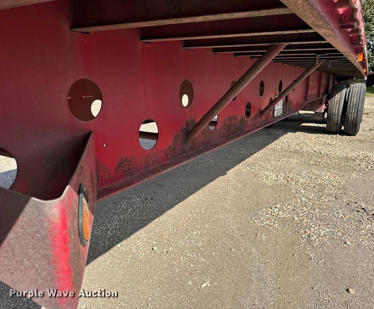image for item EF2148 2000 Transcraft TL-2000 flatbed trailer