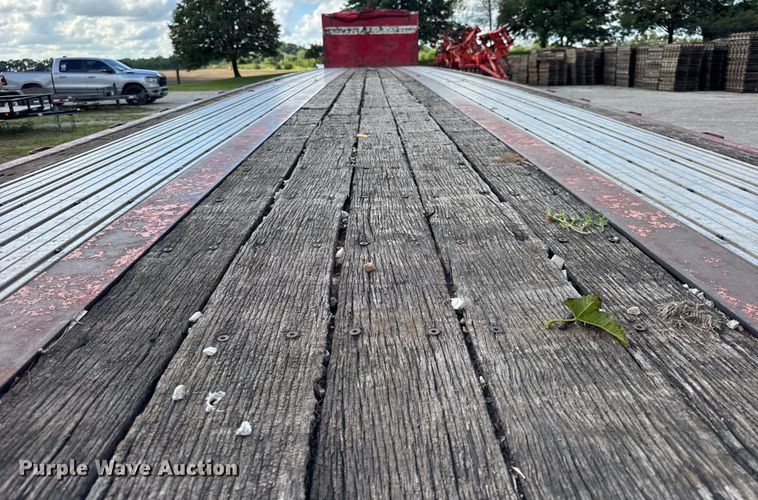 image for item EF2148 2000 Transcraft TL-2000 flatbed trailer