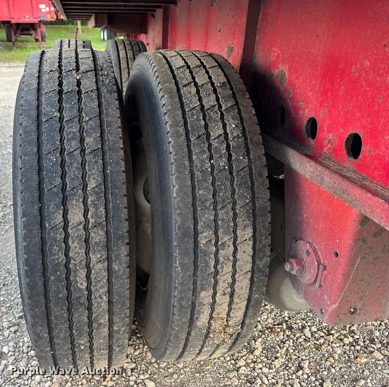 image for item EF2148 2000 Transcraft TL-2000 flatbed trailer