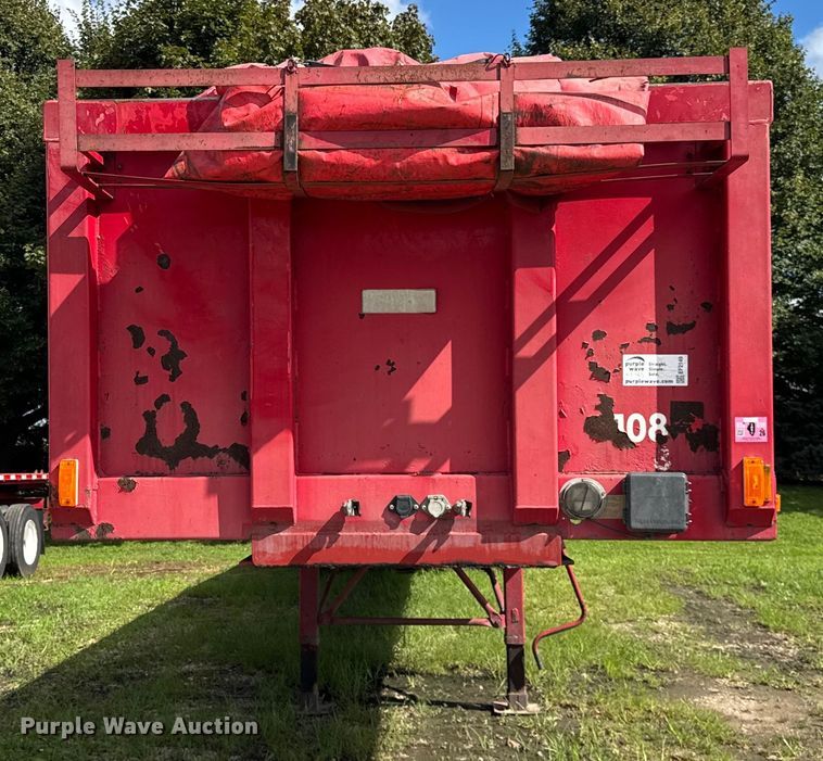 image for item EF2149 2002 Transcraft TL-2000 flatbed trailer