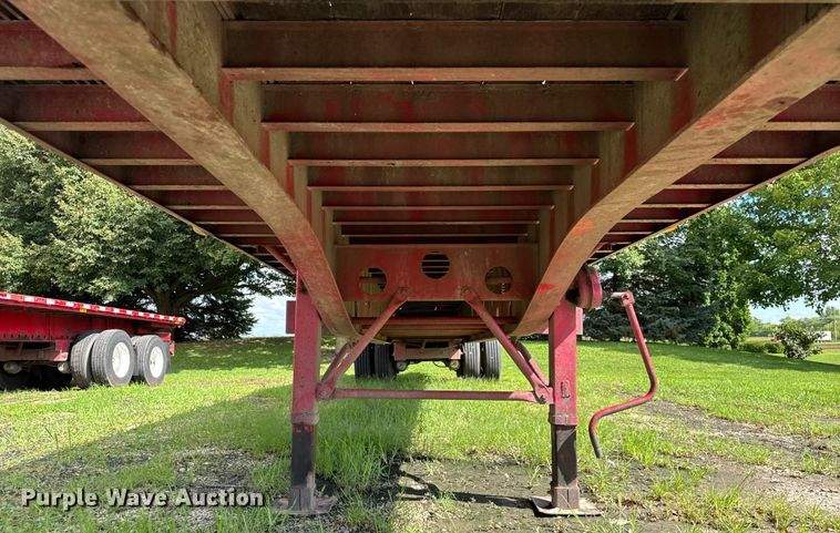 image for item EF2149 2002 Transcraft TL-2000 flatbed trailer