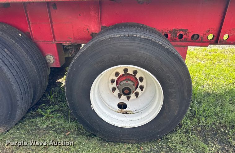 image for item EF2149 2002 Transcraft TL-2000 flatbed trailer