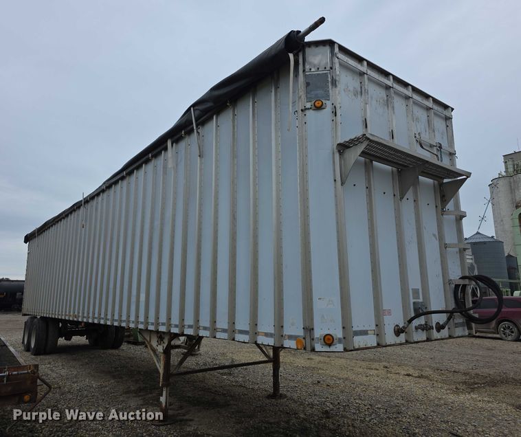 image for item EF3703 1987 IMCO Live-Walking bottom live bottom trailer