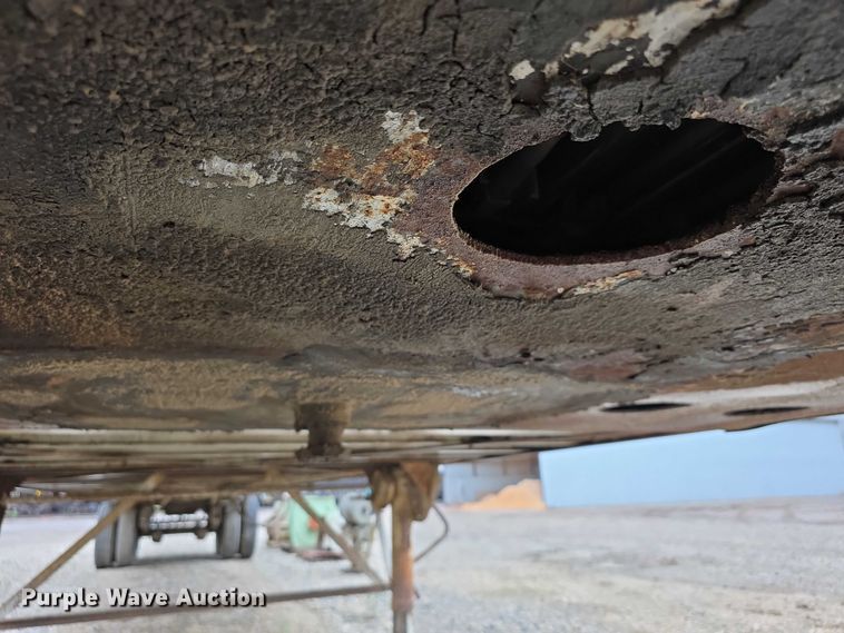 image for item EF3703 1987 IMCO Live-Walking bottom live bottom trailer