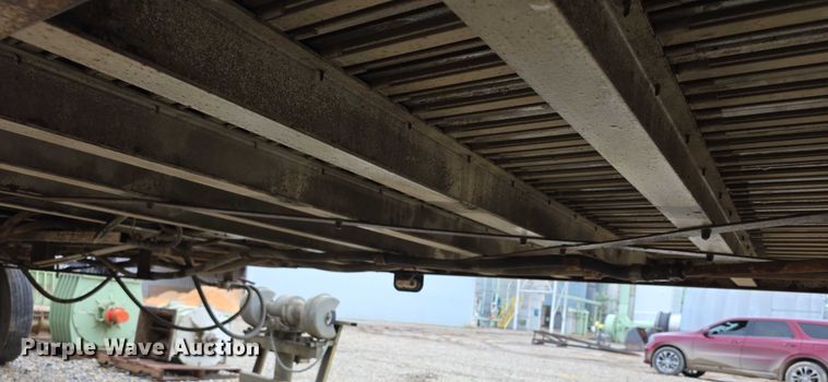 image for item EF3703 1987 IMCO Live-Walking bottom live bottom trailer