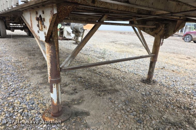 image for item EF3703 1987 IMCO Live-Walking bottom live bottom trailer