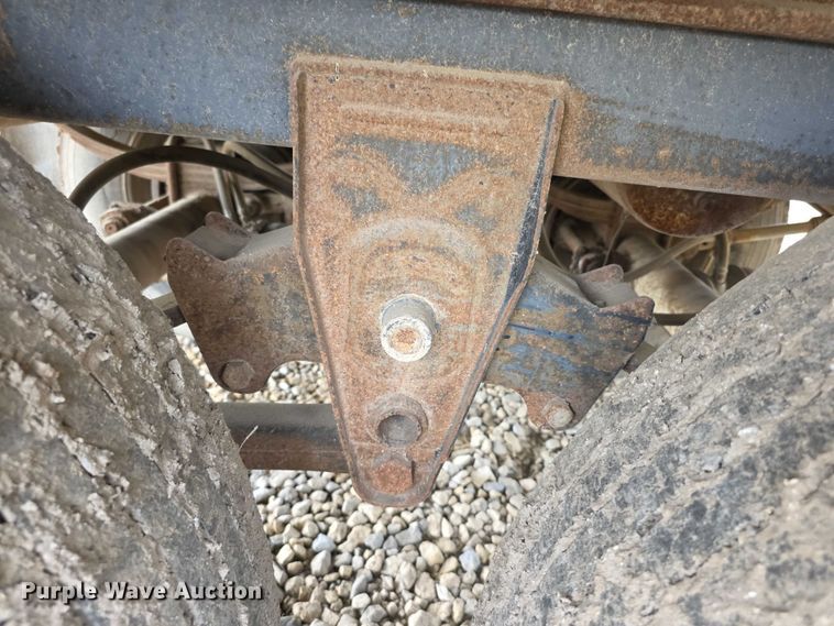 image for item EF3703 1987 IMCO Live-Walking bottom live bottom trailer