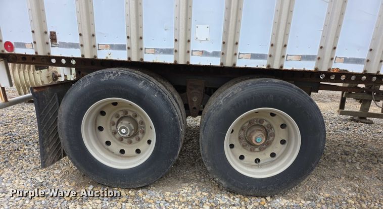 image for item EF3703 1987 IMCO Live-Walking bottom live bottom trailer