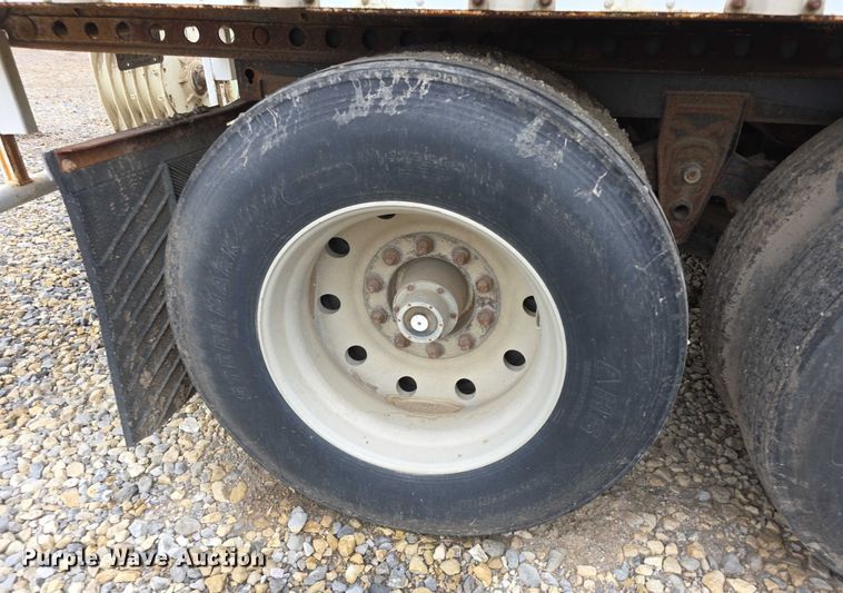 image for item EF3703 1987 IMCO Live-Walking bottom live bottom trailer