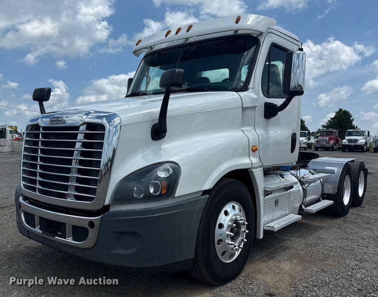 2015 Freightliner Cascadia