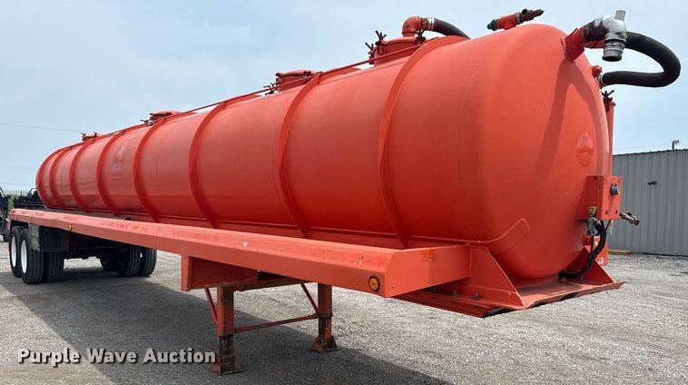 image for item EG6033 2007 Dragon Products vacuum trailer