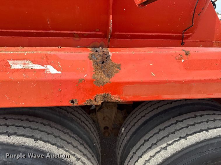 image for item EG6033 2007 Dragon Products vacuum trailer