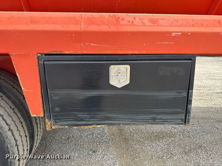 image for item EG6033 2007 Dragon Products vacuum trailer