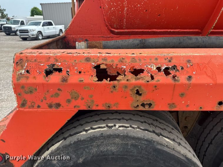 image for item EG6033 2007 Dragon Products vacuum trailer