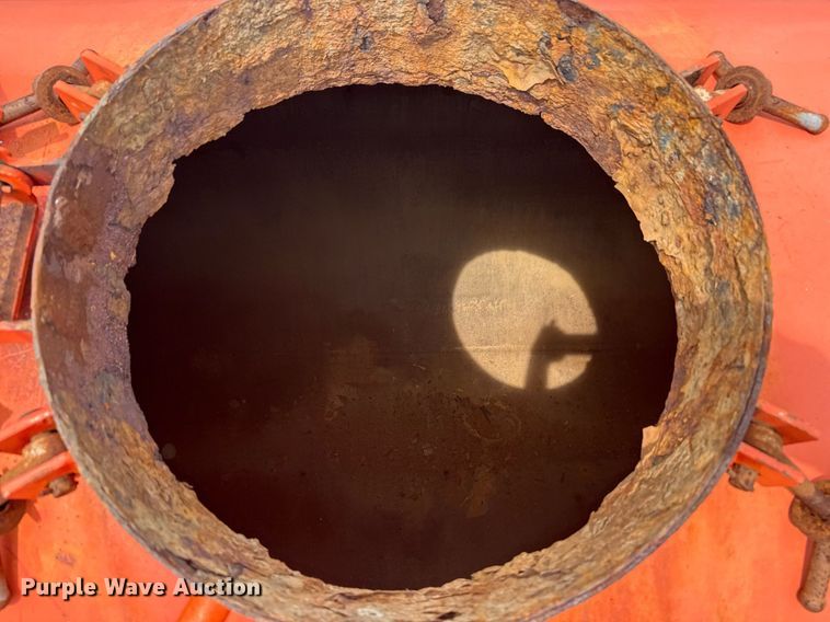 image for item EG6033 2007 Dragon Products vacuum trailer