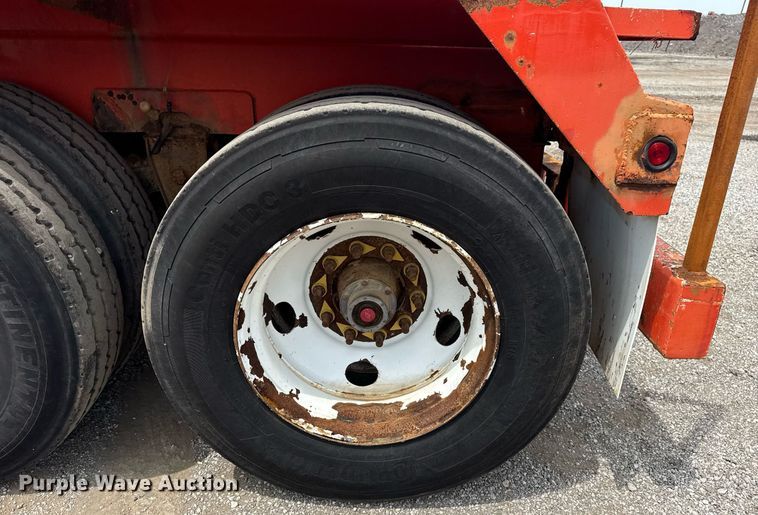 image for item EG6033 2007 Dragon Products vacuum trailer