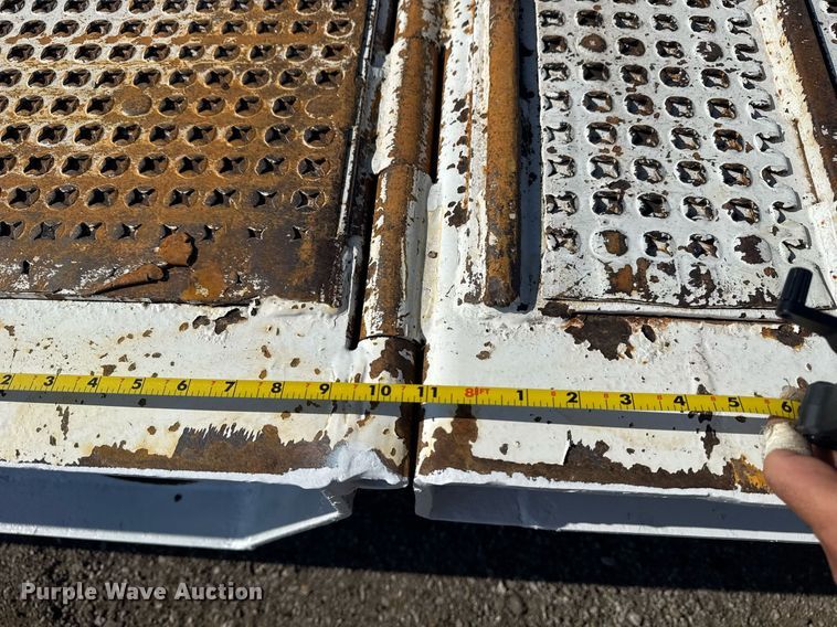 image for item EG6050 1998 Trail King TK70H lowboy equipment trailer