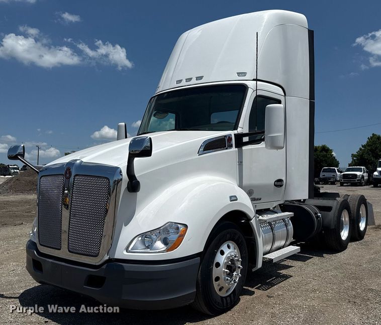 CAMIóN 2018 KENWORTH