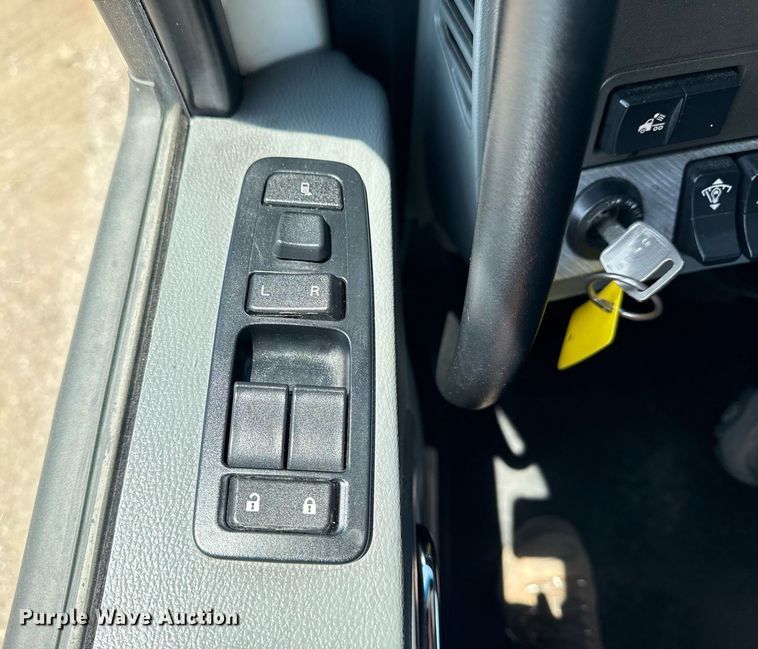 image for item EG6058 2018 Kenworth T680 semi truck