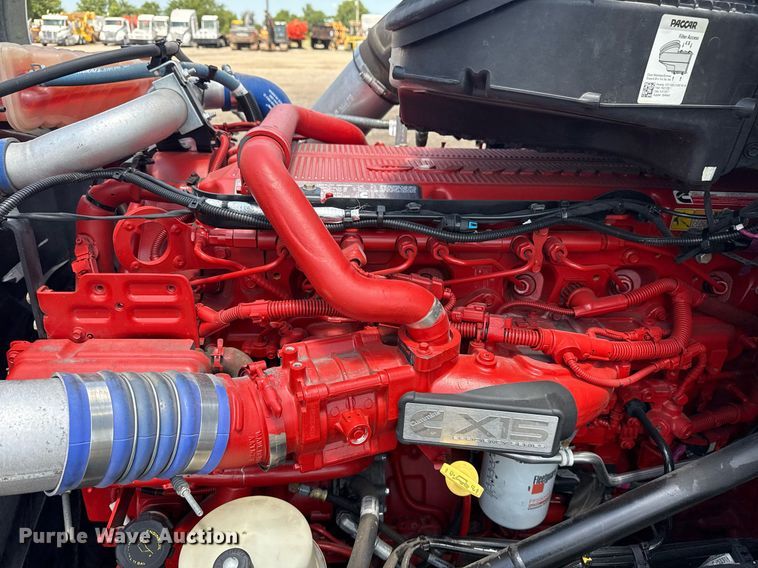 image for item EG6058 2018 Kenworth T680 semi truck