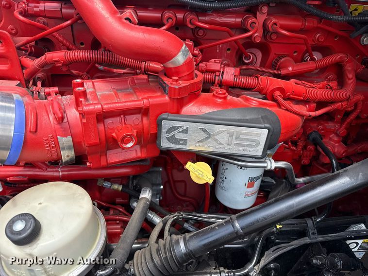 image for item EG6058 2018 Kenworth T680 semi truck