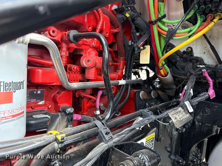 image for item EG6058 2018 Kenworth T680 semi truck