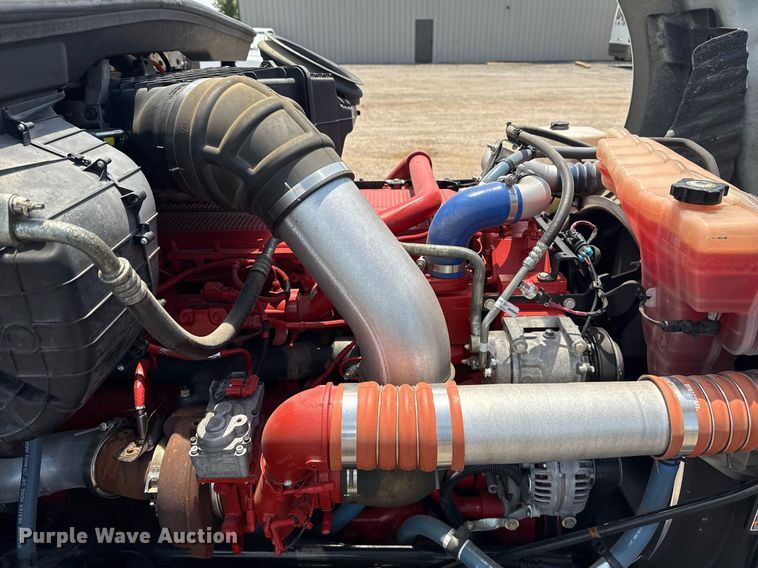 image for item EG6058 2018 Kenworth T680 semi truck