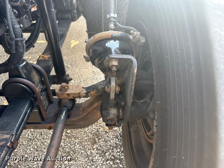 image for item EG6090 2003 Kenworth T800 semi truck