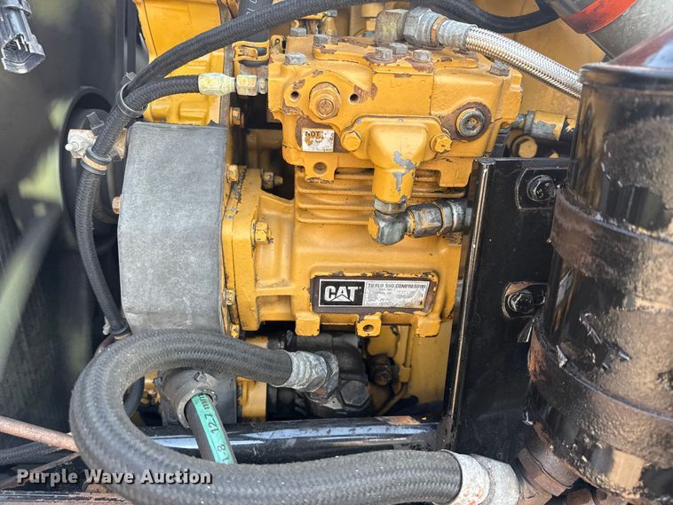 image for item EG6090 2003 Kenworth T800 semi truck