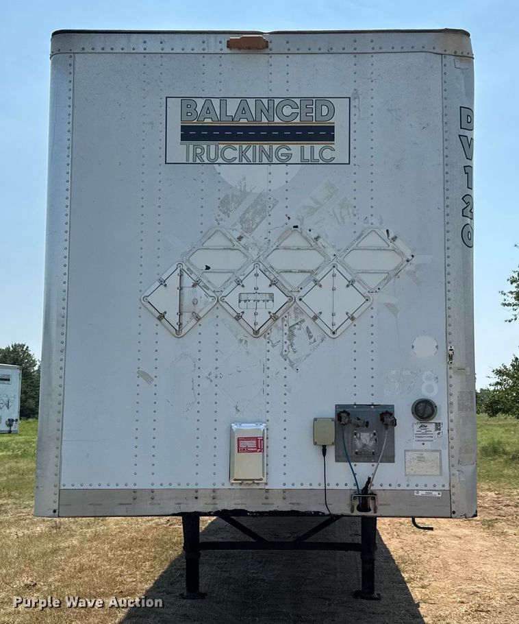 image for item EG6099 2010 Wabash dry van trailer